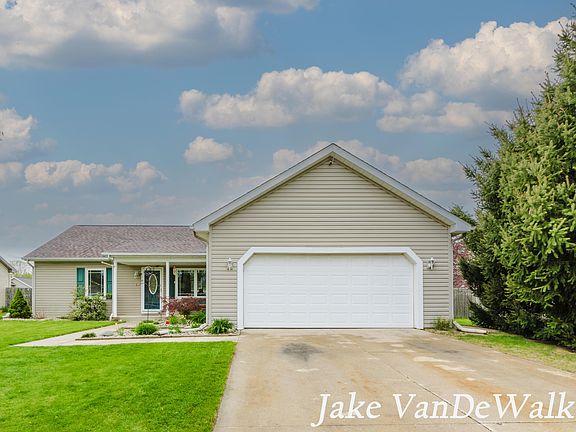 2nd image of 1114 Winter Cherry Ln