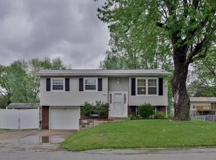 5907 Vollmer Ln, Godfrey, IL