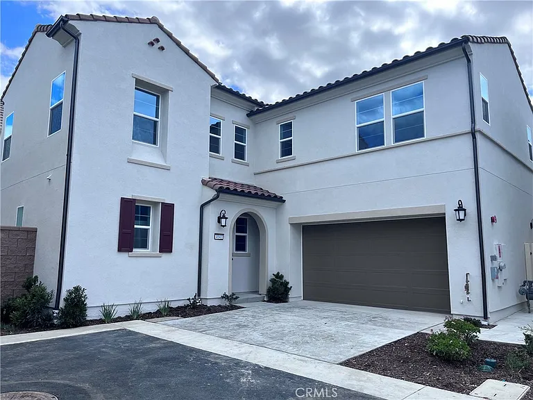 4041 Pomelo Dr — Photo 2