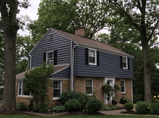 200 Mary Ann Dr, Glenshaw, PA 15116