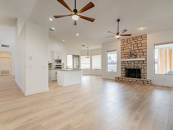 Sitting area for living room or dining room