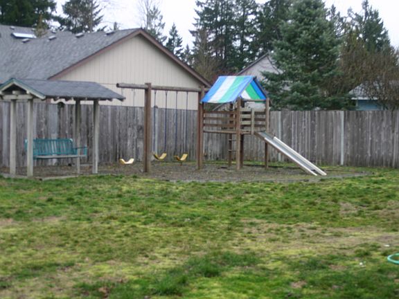 4th image of 7211 189th Street Ct E