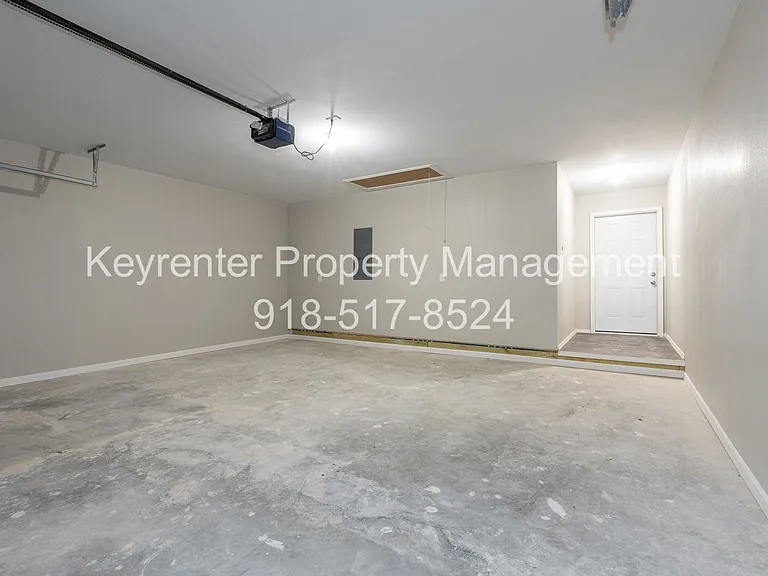 808 N Franklin Ave — Photo 36