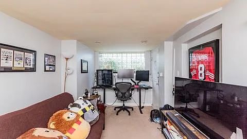 1456 W Irving Park Rd #1 — Photo 8