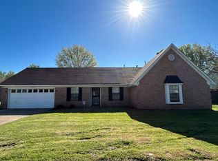 5346 Ross Rd, Memphis, TN 38141