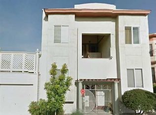 725 Henry St, Oakland, CA 94607