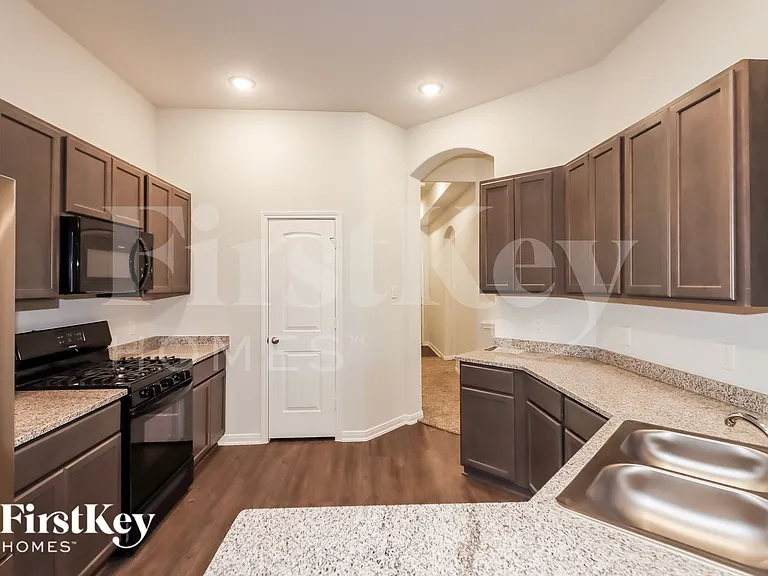 26020 Babe Ruth Dr — Photo 5