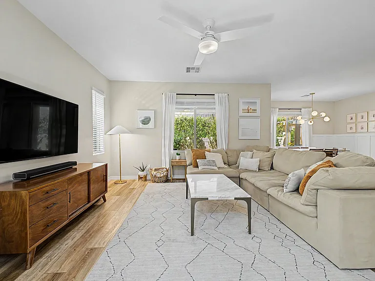 8137 Skye Plum St — Photo 4