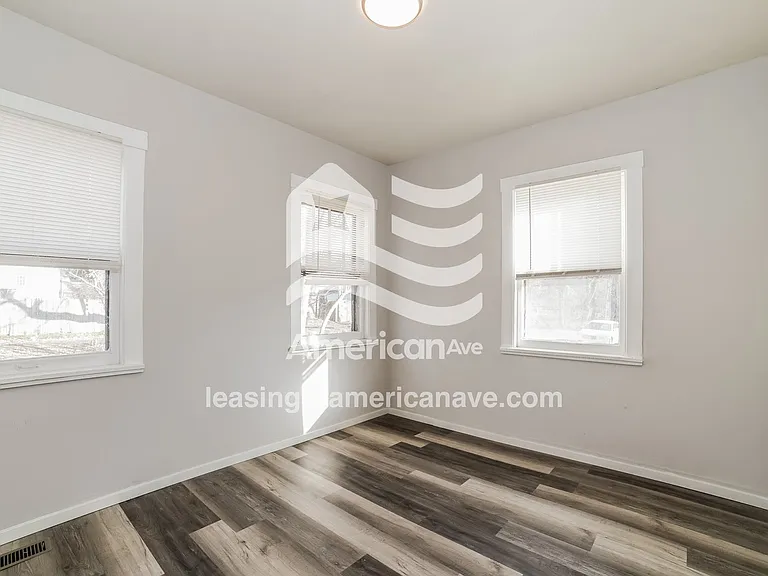 1762105_011_wm_-_bedroom_13428590.jpg