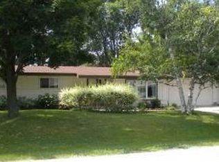 3427 W Sunset Ct, Appleton, WI 54914