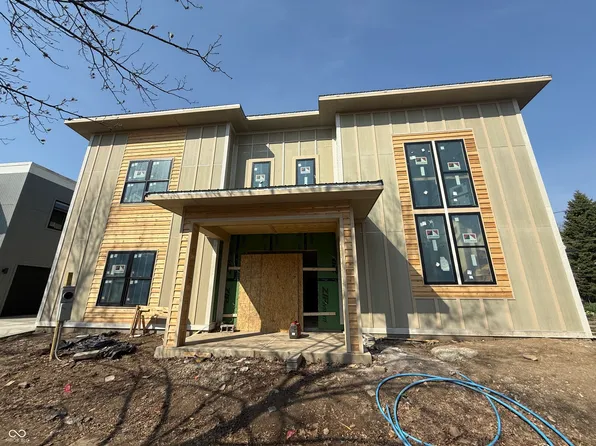 2620 Broadway St, Indianapolis, IN 46205