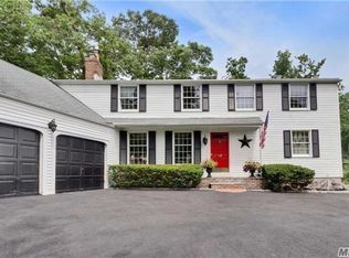 15 Brewster Hill Rd, East Setauket, NY 11733