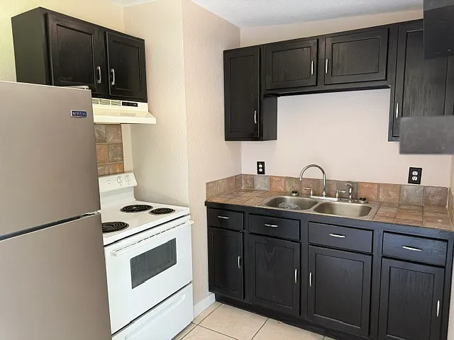 2907 Balfour Ave — Photo 7