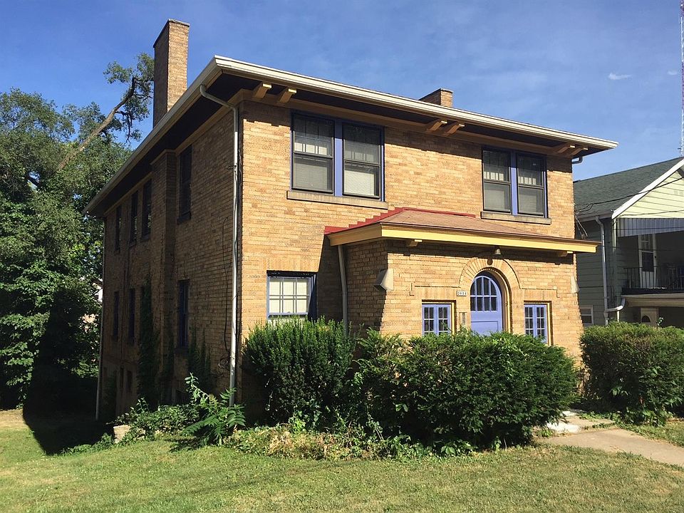 2nd image of 2044 Highland Ave
