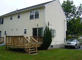 15 Enid St, Worcester, MA 01604
