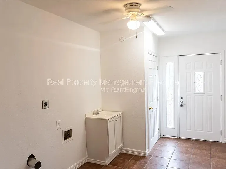 5311 Perry Ave — Photo 5