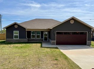 1104 Ozark Ave, Mountain Home, AR 72653