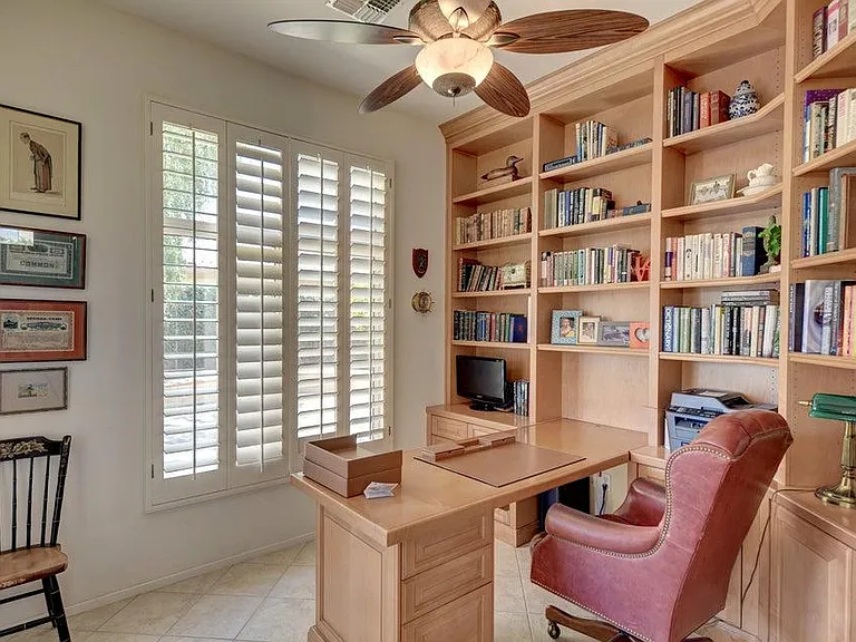 35841 Rosemont Dr — Photo 2