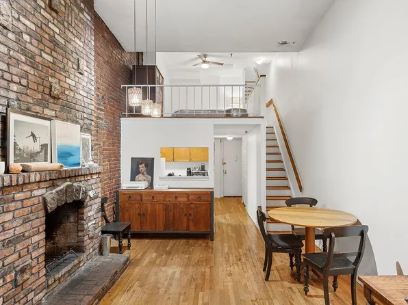 324 Pearl St APT 5A, New York, NY 10038