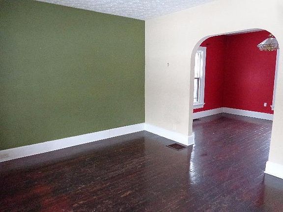 4th image of 705 Wellmeier Ave