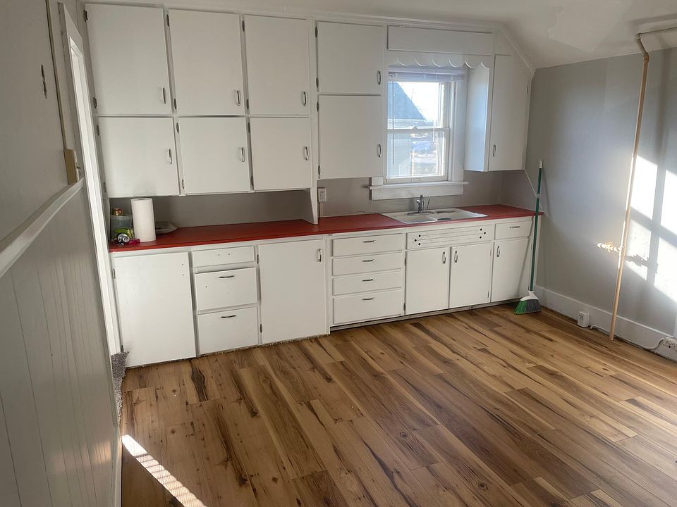 1st image of 219 N Despelder St #3