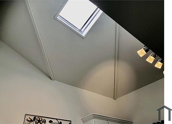3rd image of 3833 Vincent Ct #C