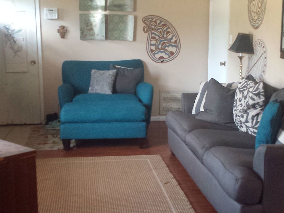 2nd image of 3515 Loro Ln