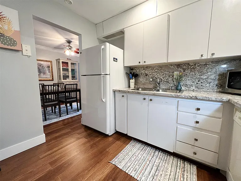 6239 Bay Club Dr #1 — Photo 6