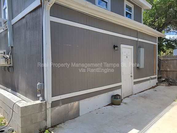 3rd image of 618 17th Ave S #S
