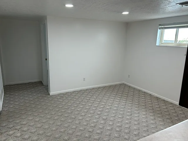 2 bed, 1200 sqft, $1,500 — Photo 3
