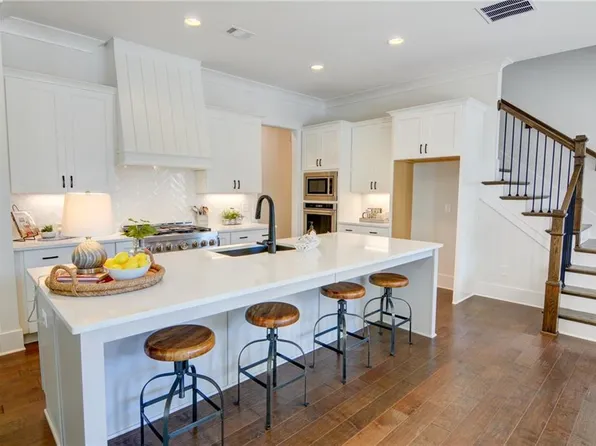 5629 Vineyard Park Trl, Norcross, GA 30071