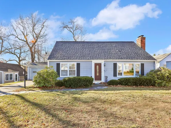 104 Oregon St, Springfield, MA 01118