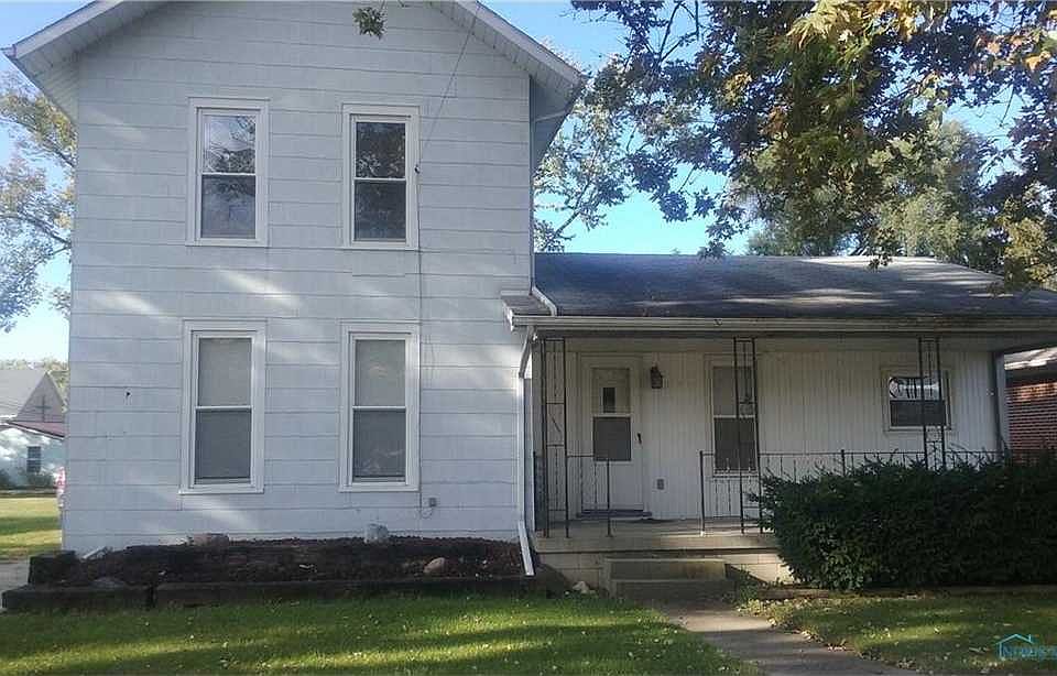 1st image of 218 N Depot St