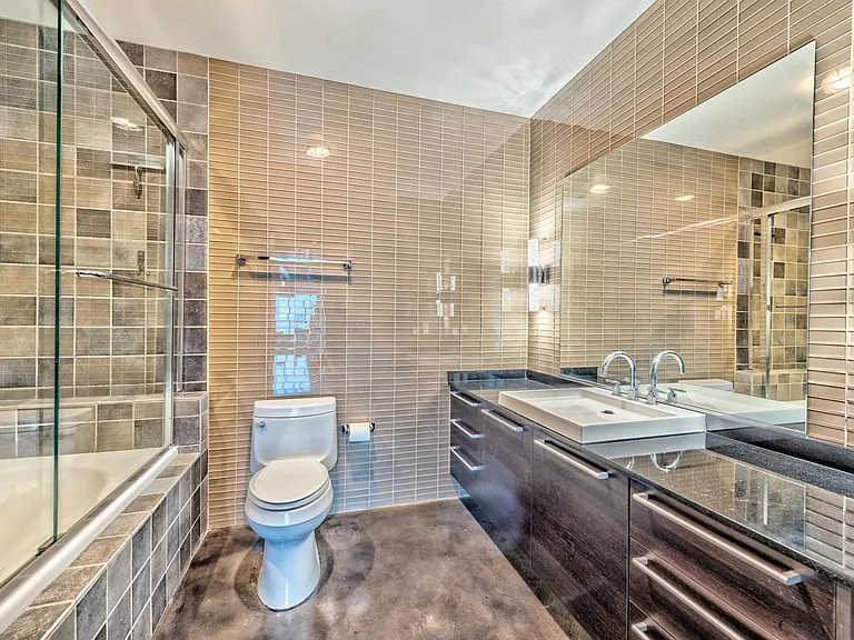 200 Hoover Ave #1708 — Photo 9