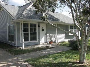 107 Marietta Dr, Youngsville, LA 70592