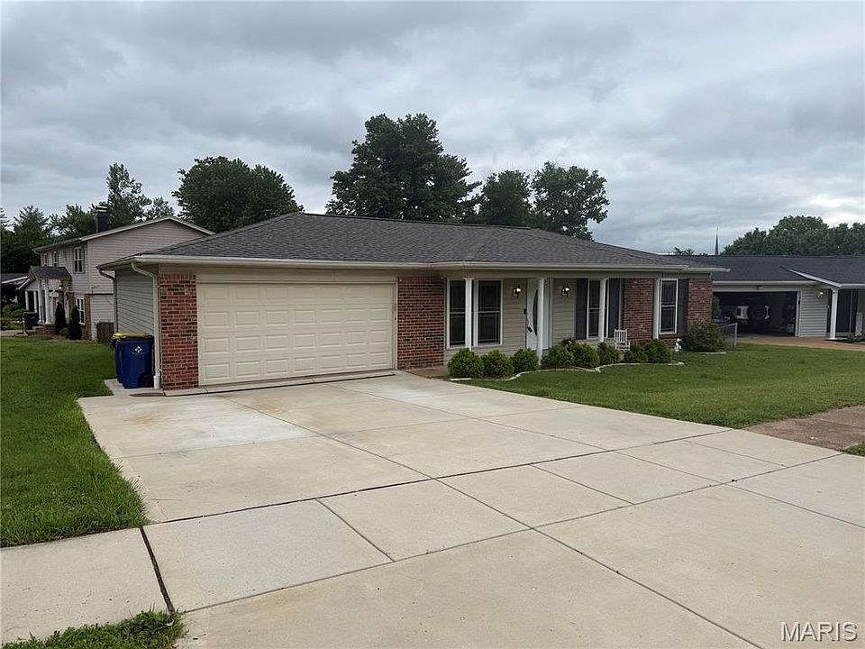 1st image of 6540 Towne Woods Dr