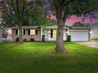 1132 Medford Dr, Saint Charles, MO 63303