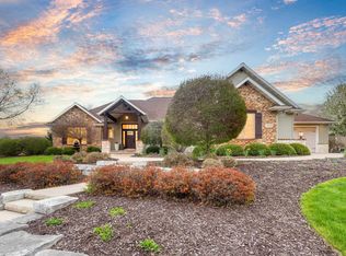 3508 W Warner Estates Dr, Appleton, WI 54913