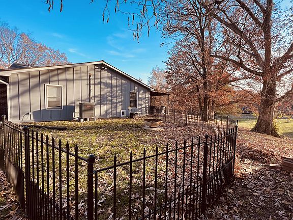 1217 W Reed St, Moberly, MO 65270 | MLS #416891 | Zillow