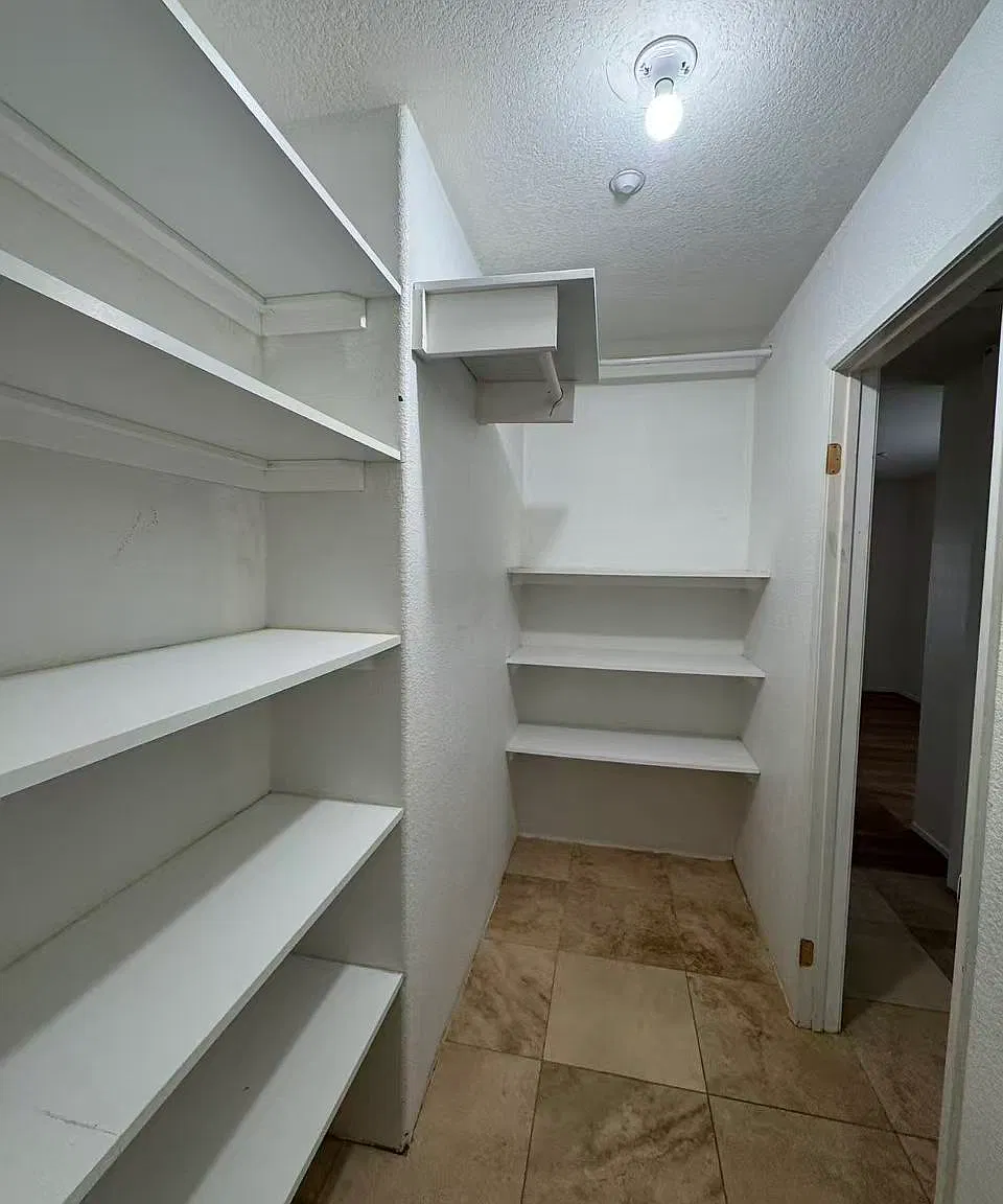 Brandon Ln, Fontana — Photo 3