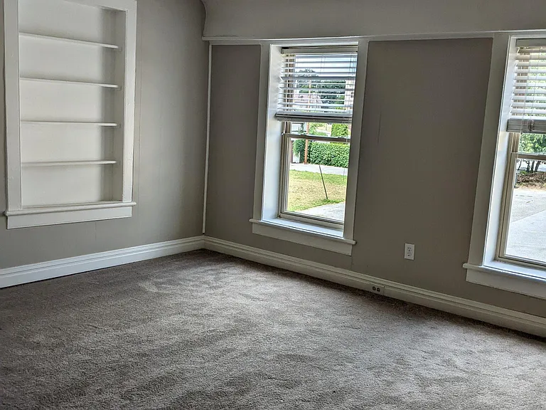 341 Academy St #4 — Photo 11