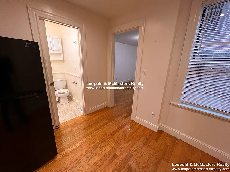 24 Mt. Vernon St apartment — Photo 71