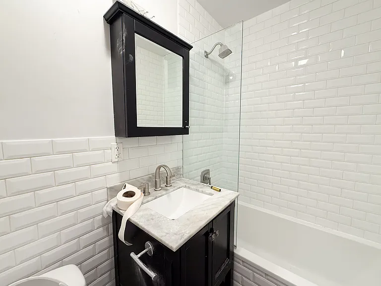 286 Macon St #2 — Photo 3