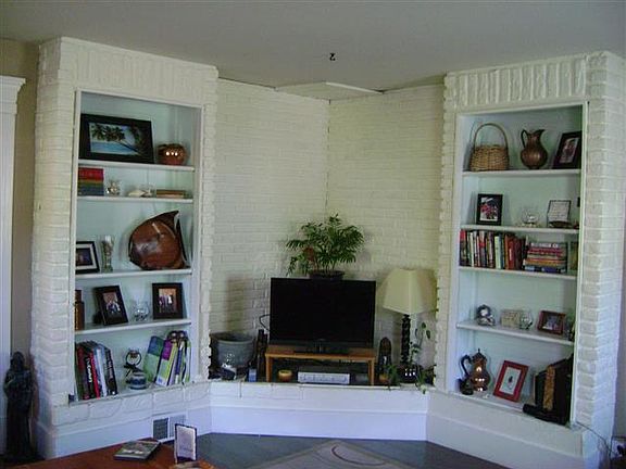 4th image of 76 River St #2
