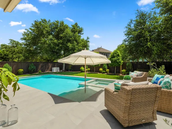 26 Winhall Pl, Magnolia, TX 77354