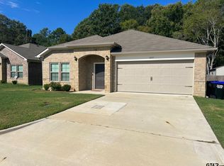 1217 Mission Creek Dr, Longview, TX 75601