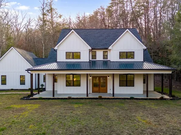 230 Emily Cir, Epworth, GA 30541
