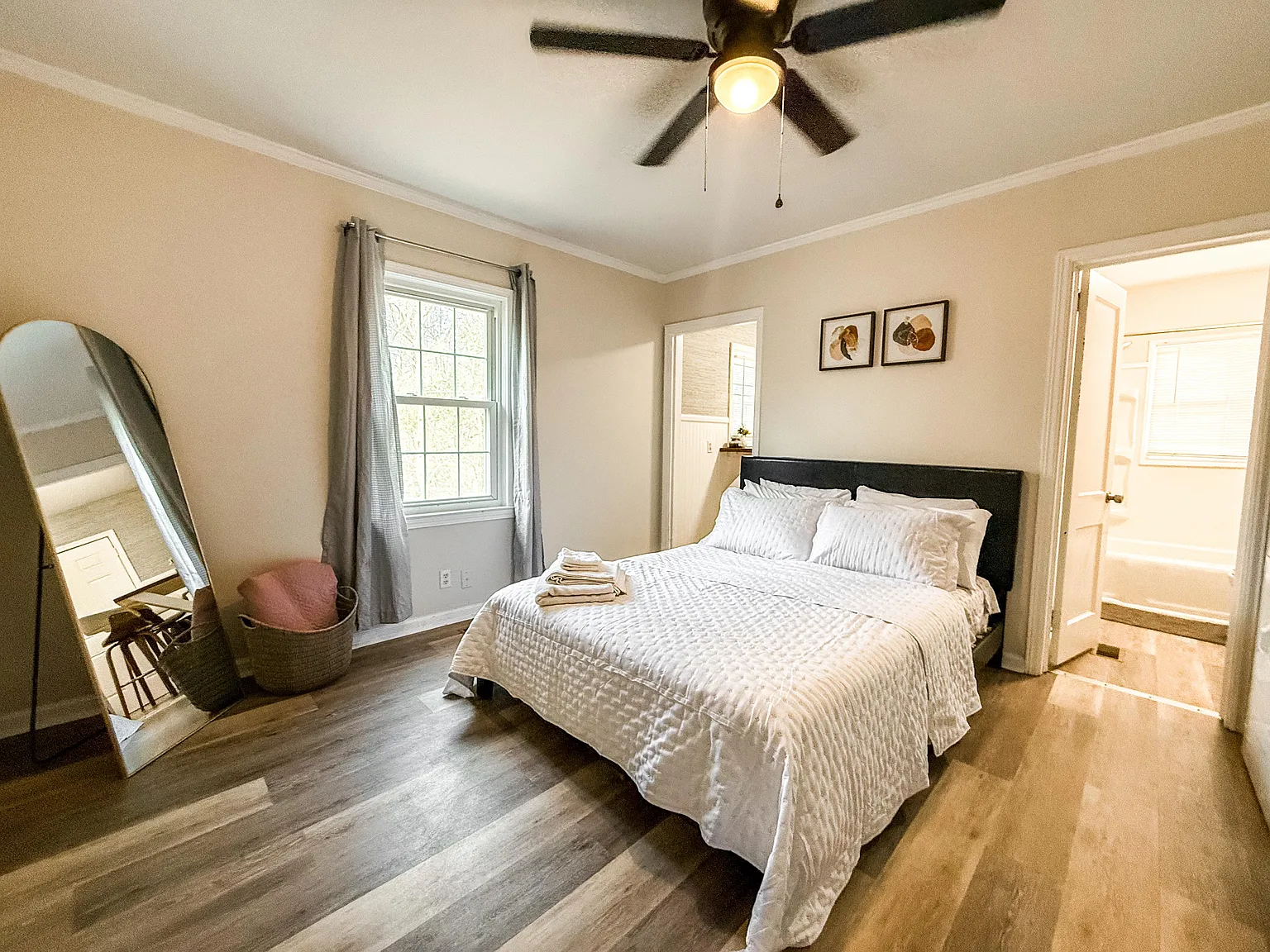 1 bed, 1064 sqft, $1,850 — Photo 2