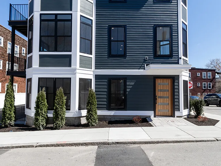 28-30 Clifton St #30C — Photo 6