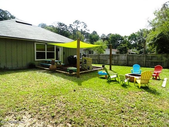 2nd image of 12464 Deeder Ln
